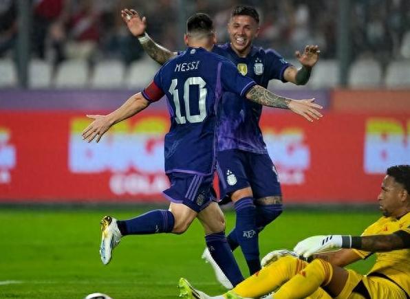  罗马抢七大战险胜国际米兰，梅西砍下9记关键球，全场沸腾